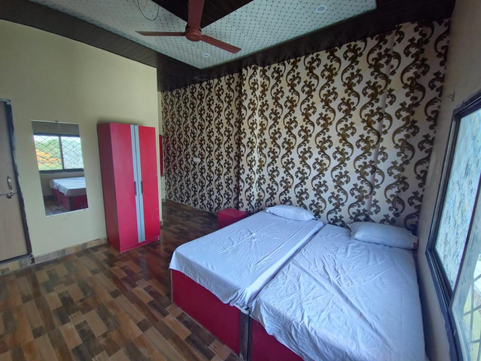 Hotel Kalika P Guest House Варанаси Екстериор снимка